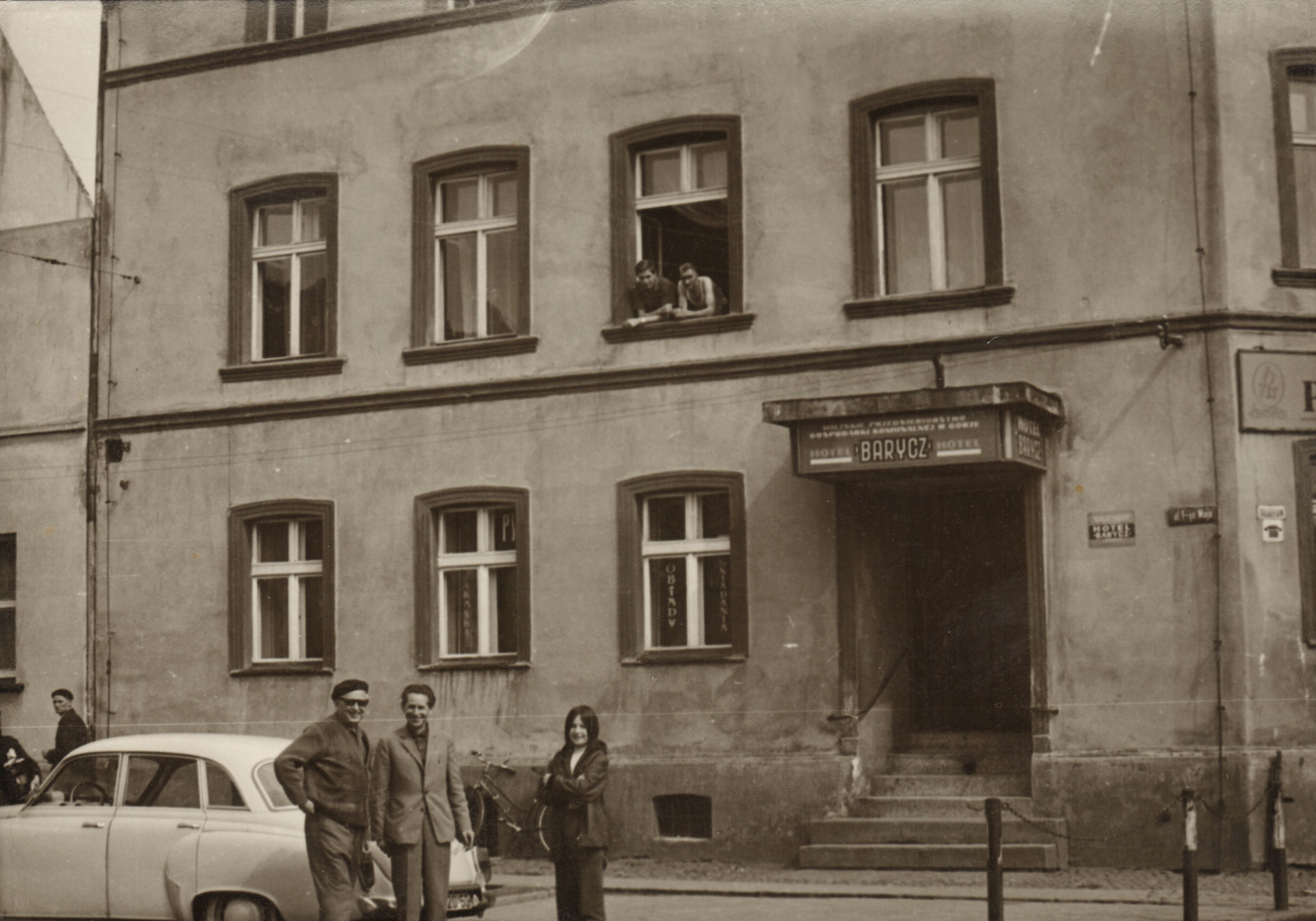 Hotel komunalny w Górze